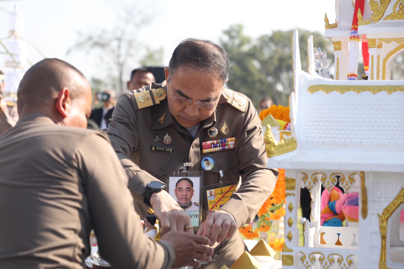 title - ส.ป.ก. เข้าร่วมพิธีเปิดสำนักงานฯ พร้อมมอบเอกสารสิทธิ์ การใช้ประโยชน์ที่ดิน (ส.ป.ก.) และประชุมการติดตามการดำเนินงานตามแผนปฏิบัติการพัฒนาพื้นที่สถานีวิจัยการเกษตรและพัฒนาโครงการหลวงโนนดินแดง ณ จังหวัดบุรีรัมย์